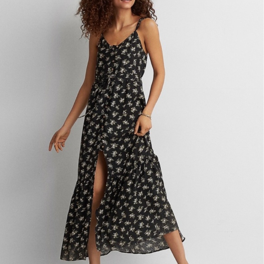 AMERICAN EAGLE AEO RUFFLE TIE-BACK MAXI DRESS
